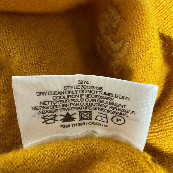 Tory Burch Mustard Yellow Cashmere Sweater Size Medium - Picture 8 of 11